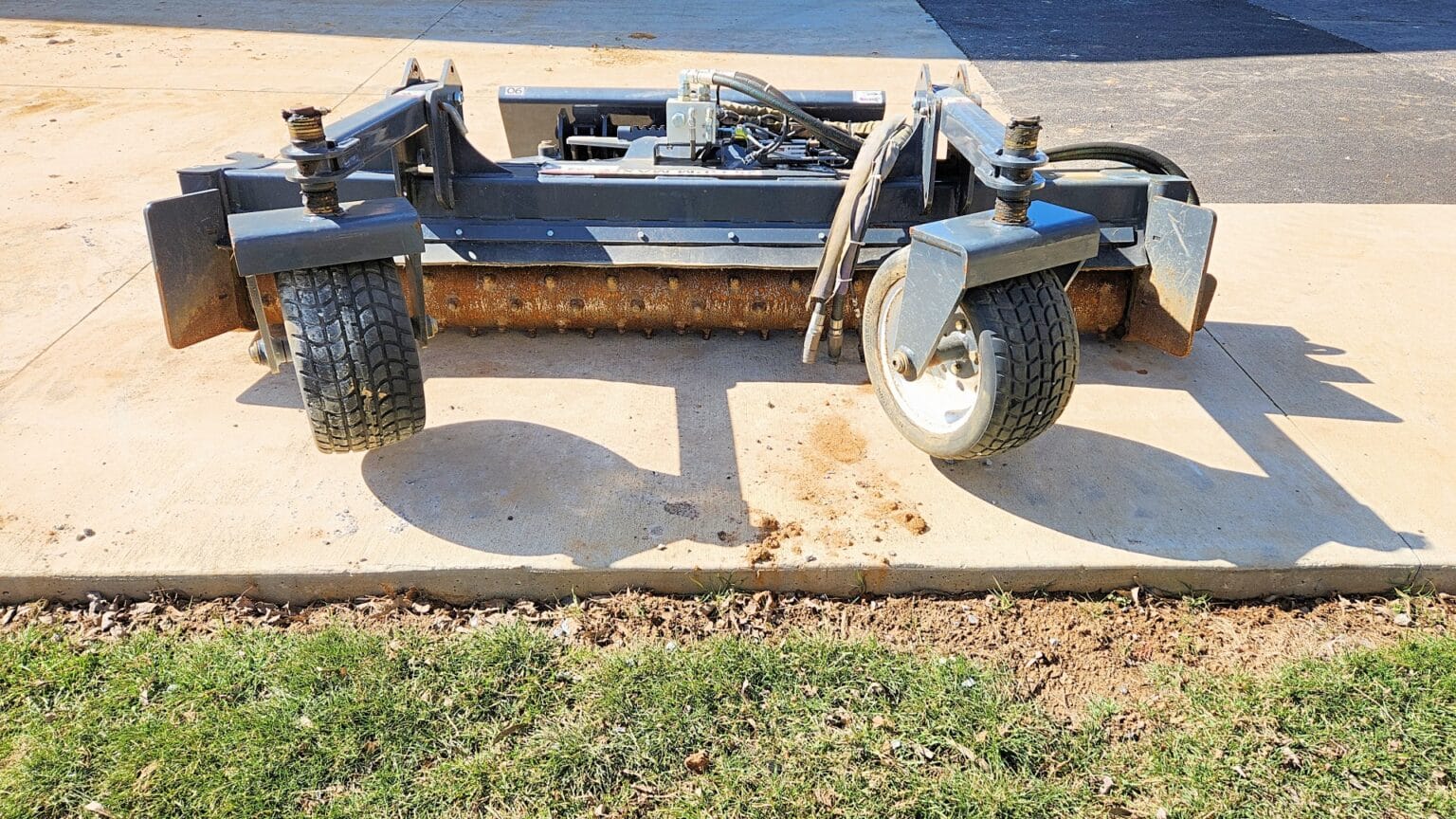 Harley Rakes Vs Landscape Rakes Full Comparison Guide!