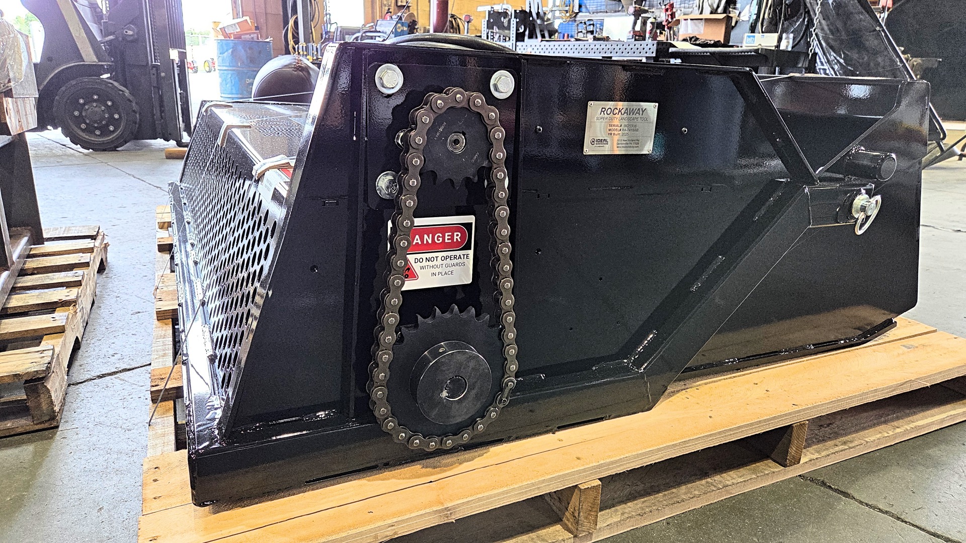 heavy-duty-skid-steer-landscape-rake-external-chain-drive-rockaway